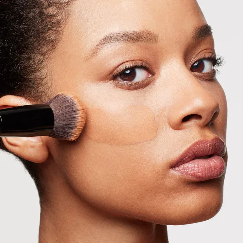 Smashbox- Studio Skin 24H Full Coverage Foundation 2.35 Light-Medium, Warm & Peachy - The Beauty League Pakistan